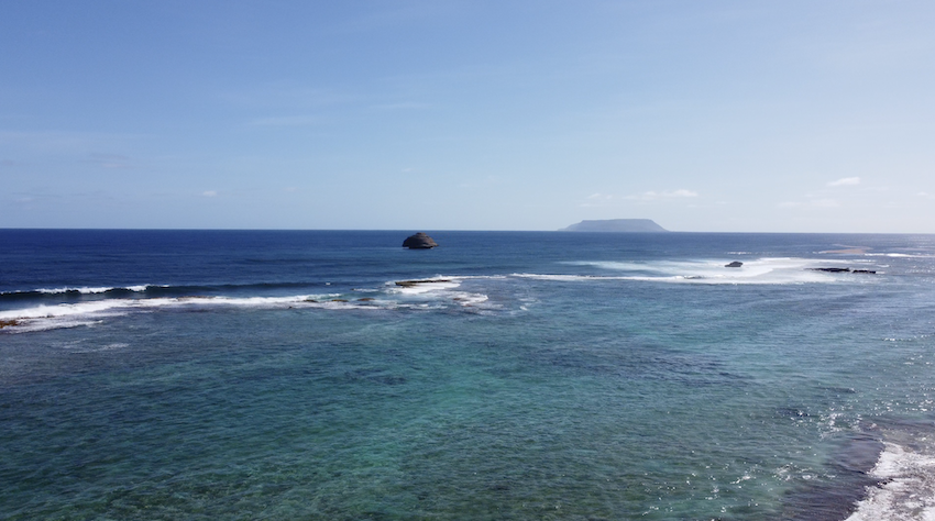 Anse à La Gourde | Vue sur La Désirade 