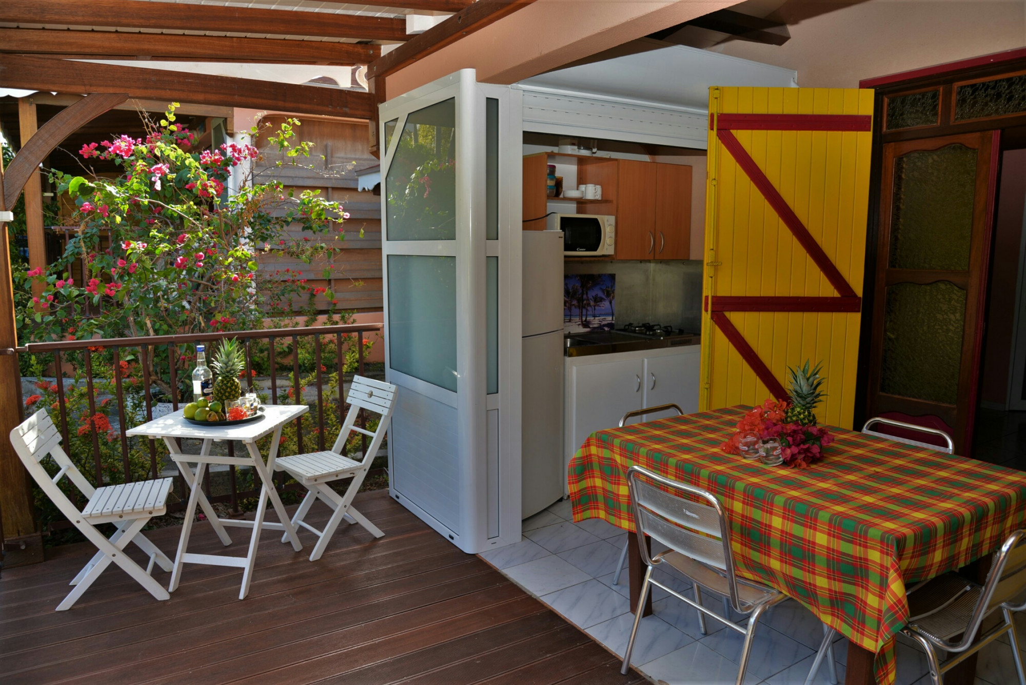 Studio 2 adultes (1 bébé)
